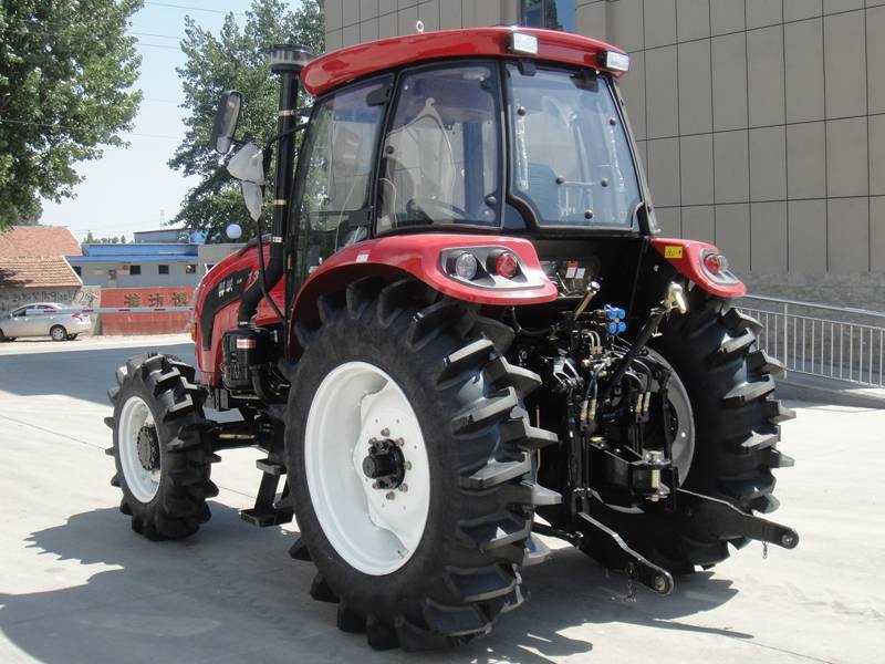 悍沃1304轮式拖拉机图4