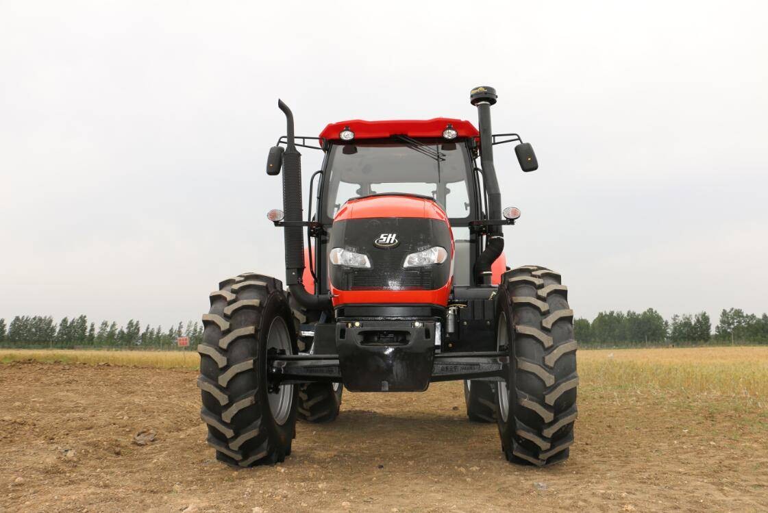 道依茨-法尔DF1204轮式拖拉机图2