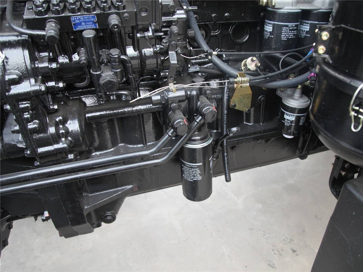 东方红LX1204轮式拖拉机