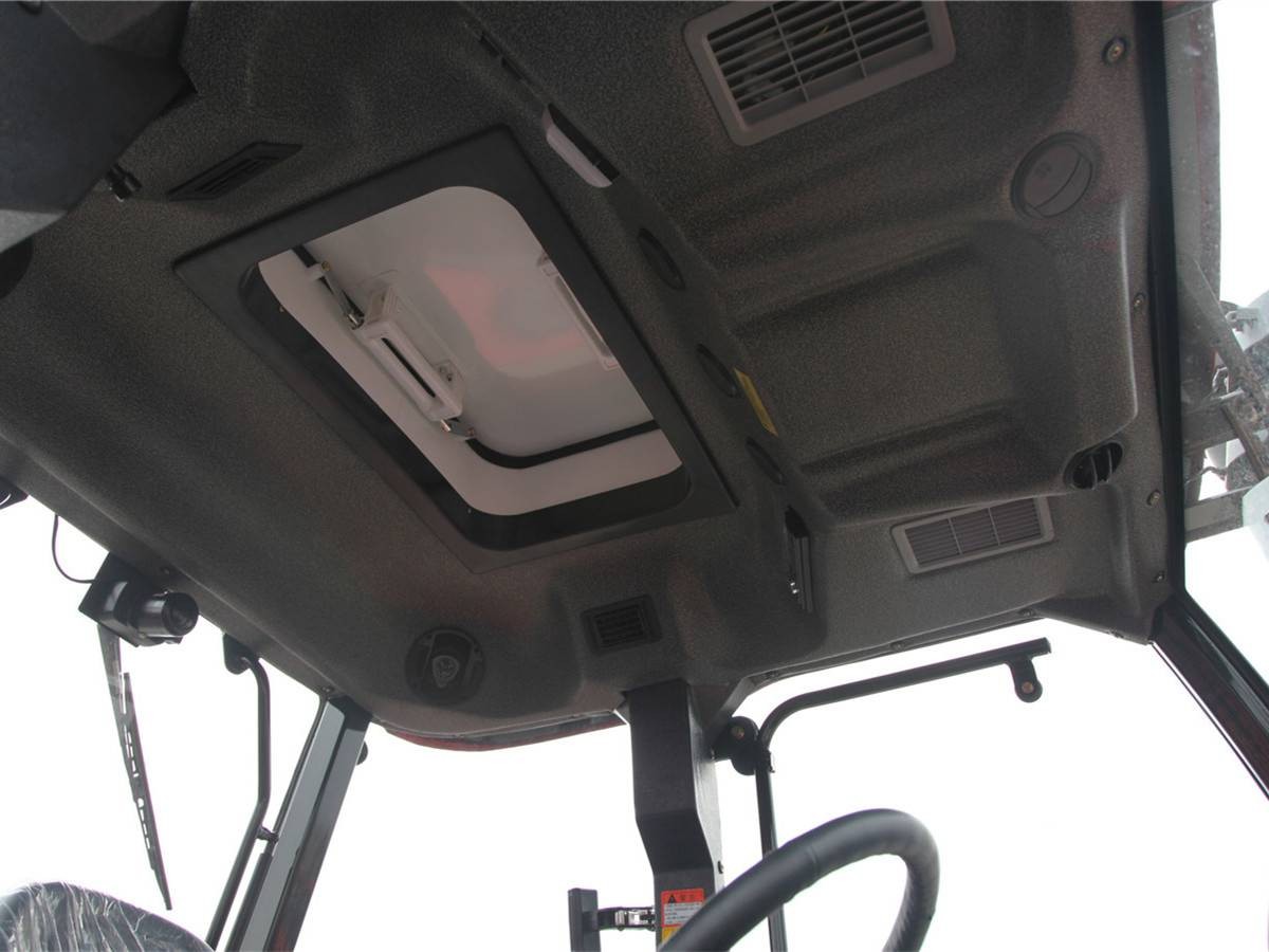 东方红LX1204轮式拖拉机图5