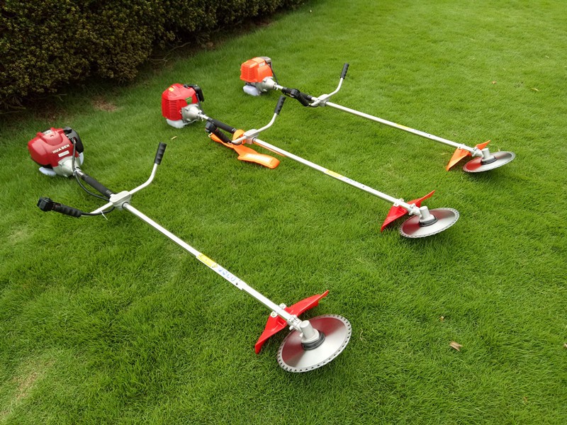 华本牌小型多功能二冲程侧挂式割草机 割灌机 打草机水稻麦收割机图5