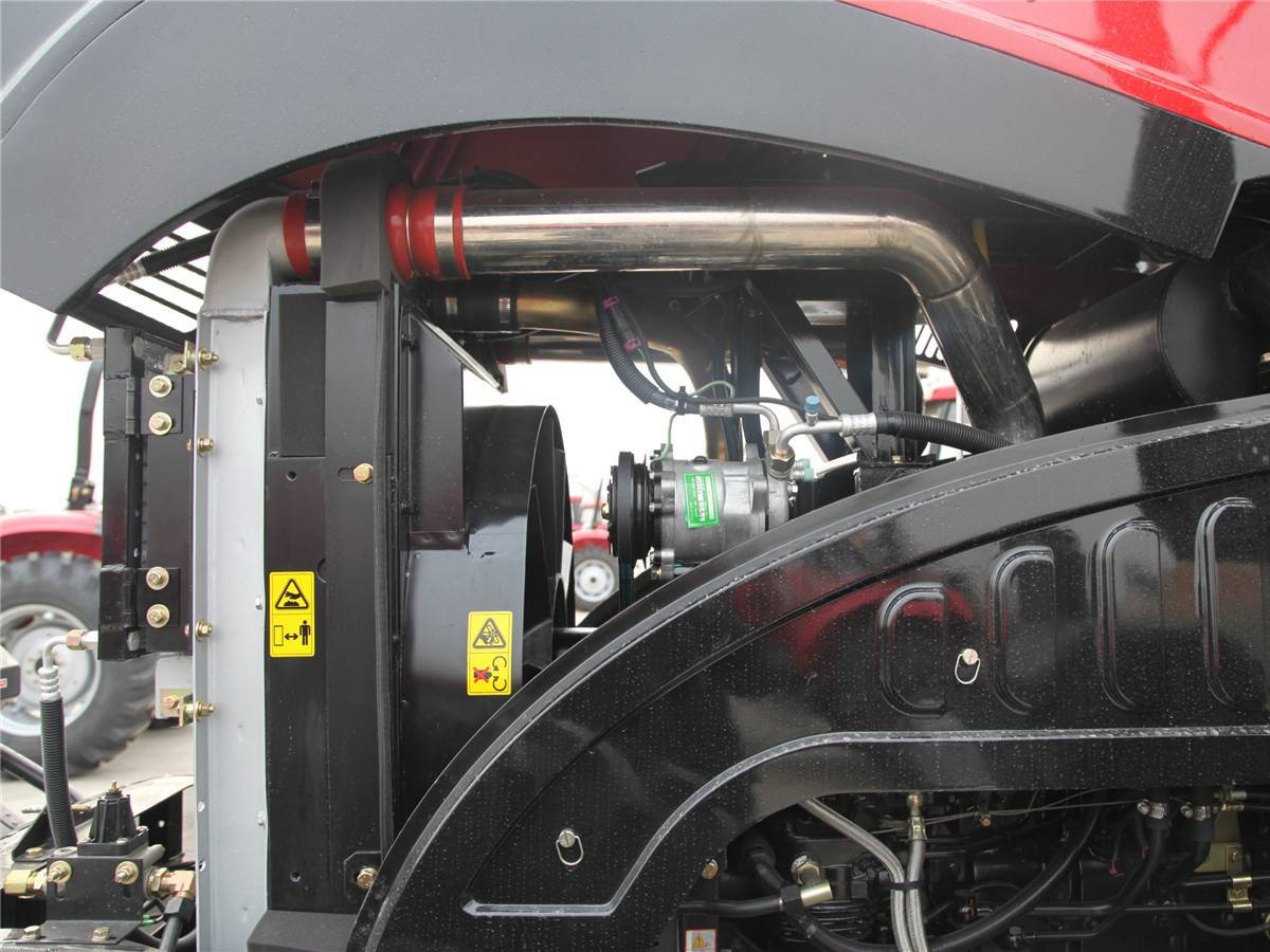 东方红LX2204轮式拖拉机图5