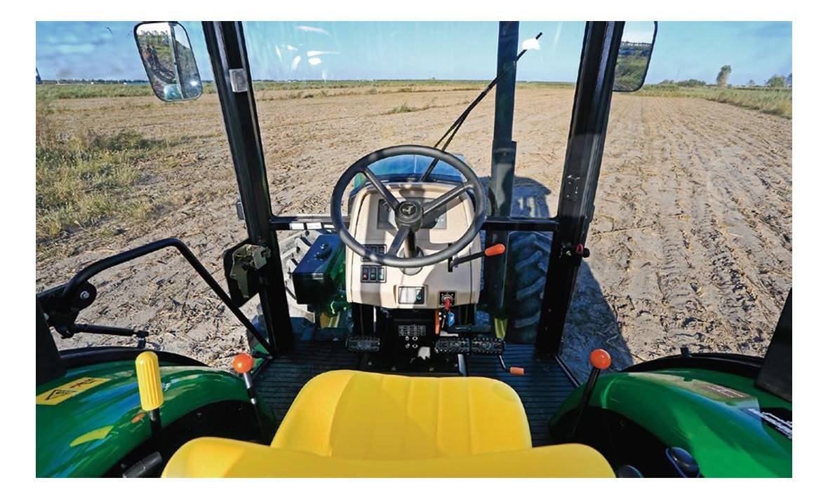 约翰迪尔6B系列1404拖拉机-后悬挂 副本