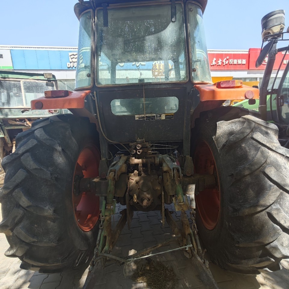 2015年二手久保田954马力拖拉机图5