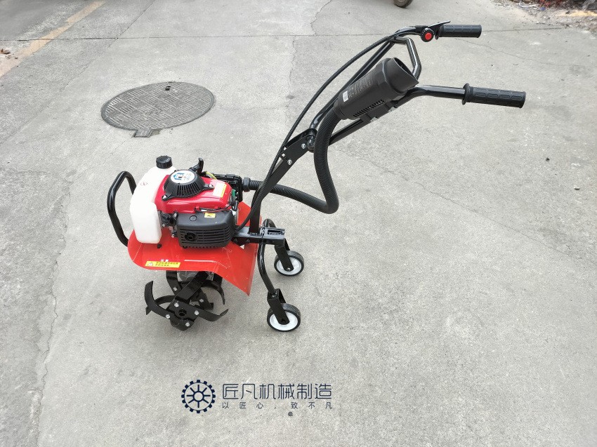 小型家用老人妇女轻便型 厂家销144/145四冲程汽油机旋耕机松土机图2