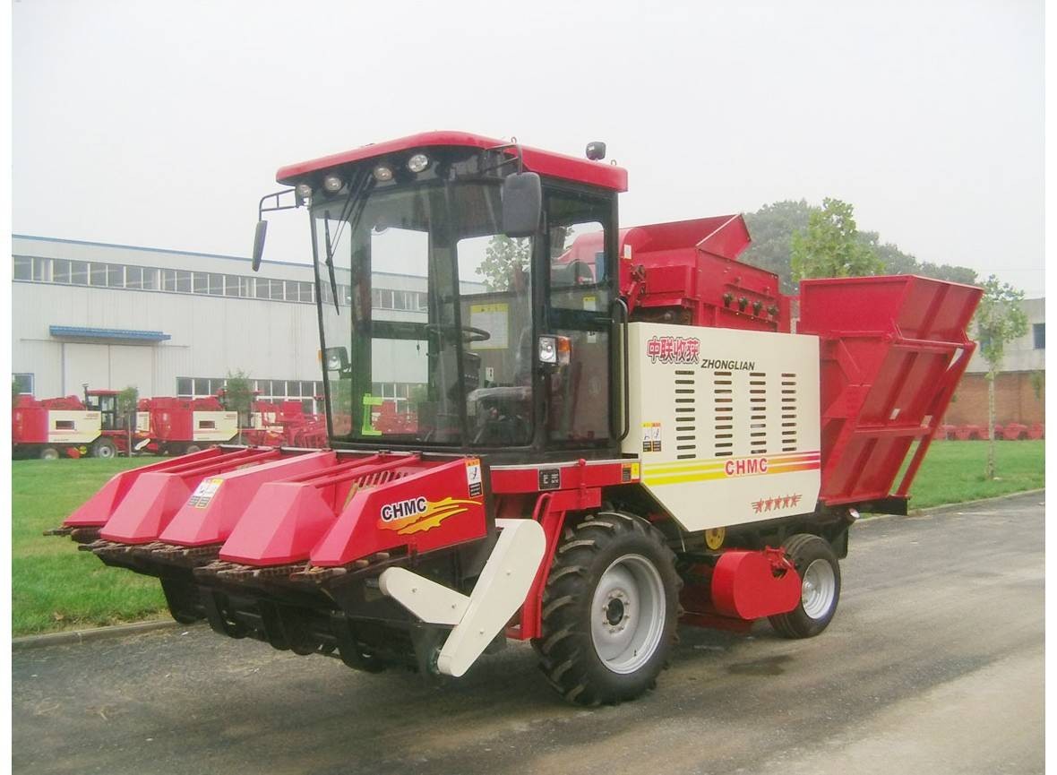 中联收获4YZ-4自走式玉米联合收获机图2