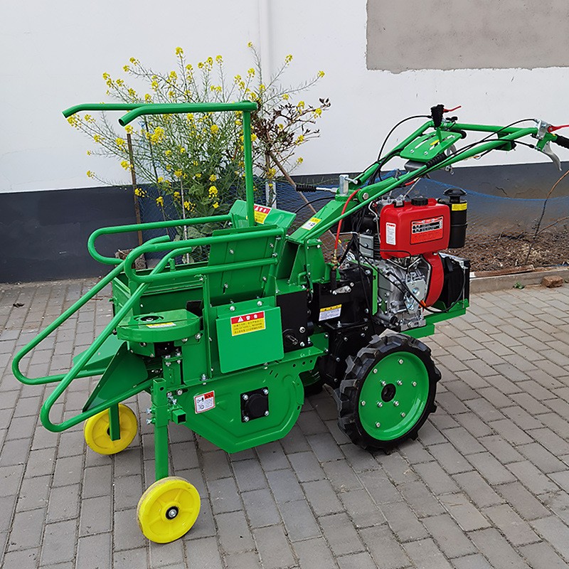 供应188柴油玉米收割机 手扶式单行玉米收获机 打碎秸秆摘玉米棒图2