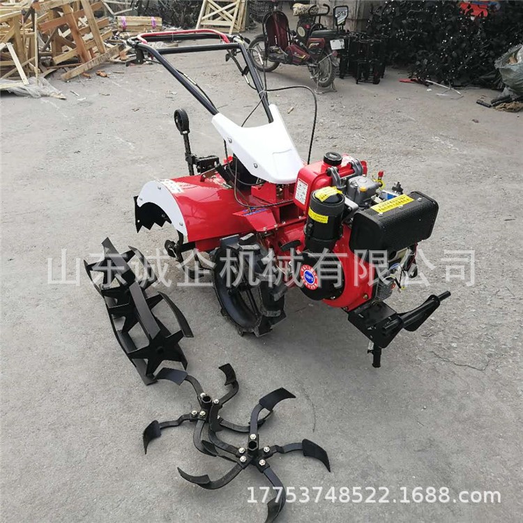 济宁批发小型四驱微耕机农用田园管理机大棚用开沟培土机一机多用图2