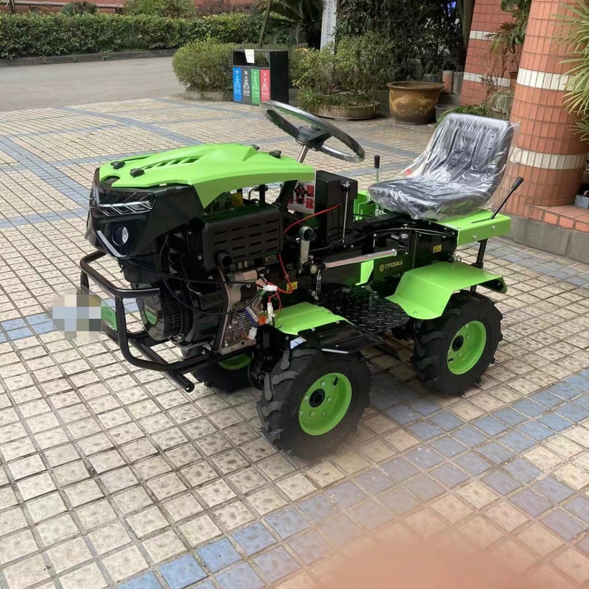 农用四驱乘坐式微耕机家用小型耕犁地旋耕机柴油座驾式微耕机图4