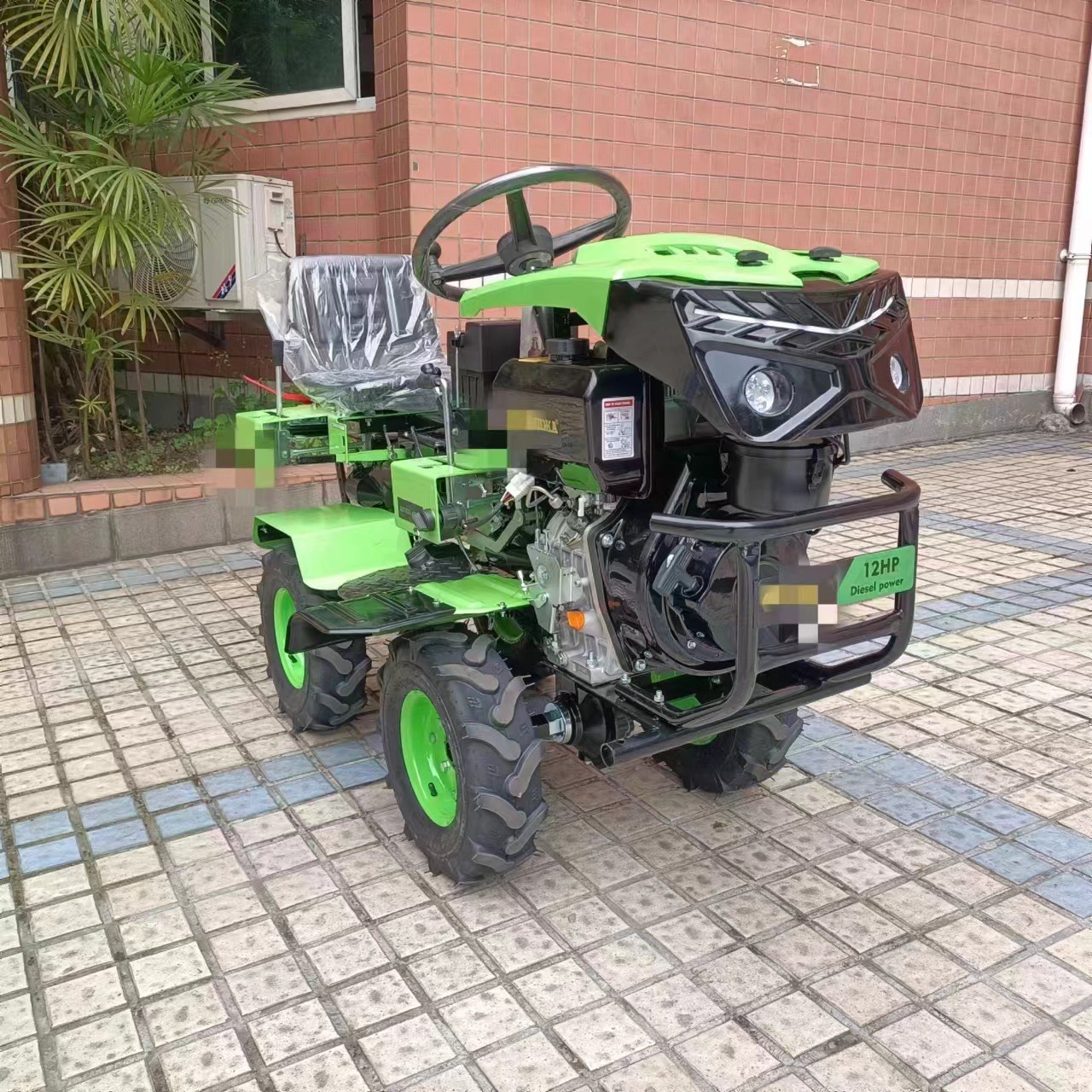 农用四驱乘坐式微耕机家用小型耕犁地旋耕机柴油座驾式微耕机图3