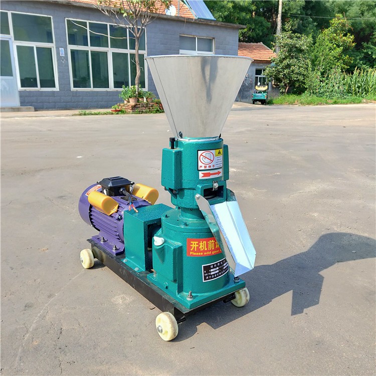 猪饲料颗粒机 平模压辊电动秸秆稻草压粒机 低温复合肥造粒机