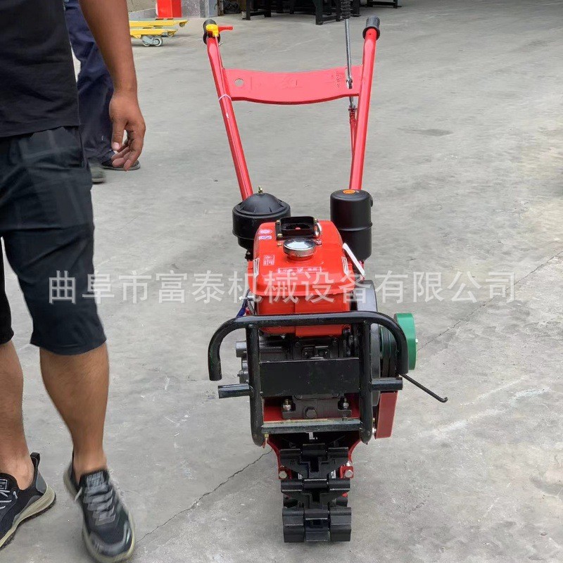 多功能小型柴油款微耕机 新款汽油除草机 汽油翻土机犁地机图2