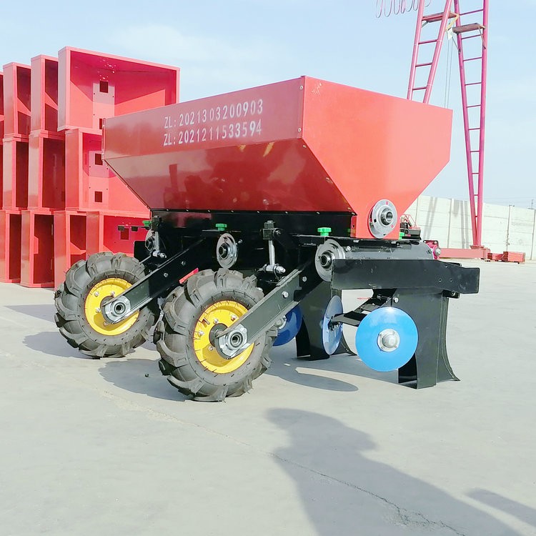 拖拉机悬挂40马力以上小型三开沟施肥机 农田果树追肥机图4