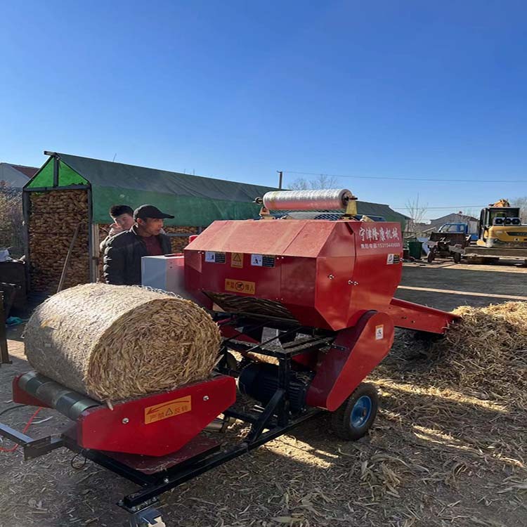 上料机配青储饲料打捆包膜一体机 圆草捆青贮饲料打捆机售后三年图3