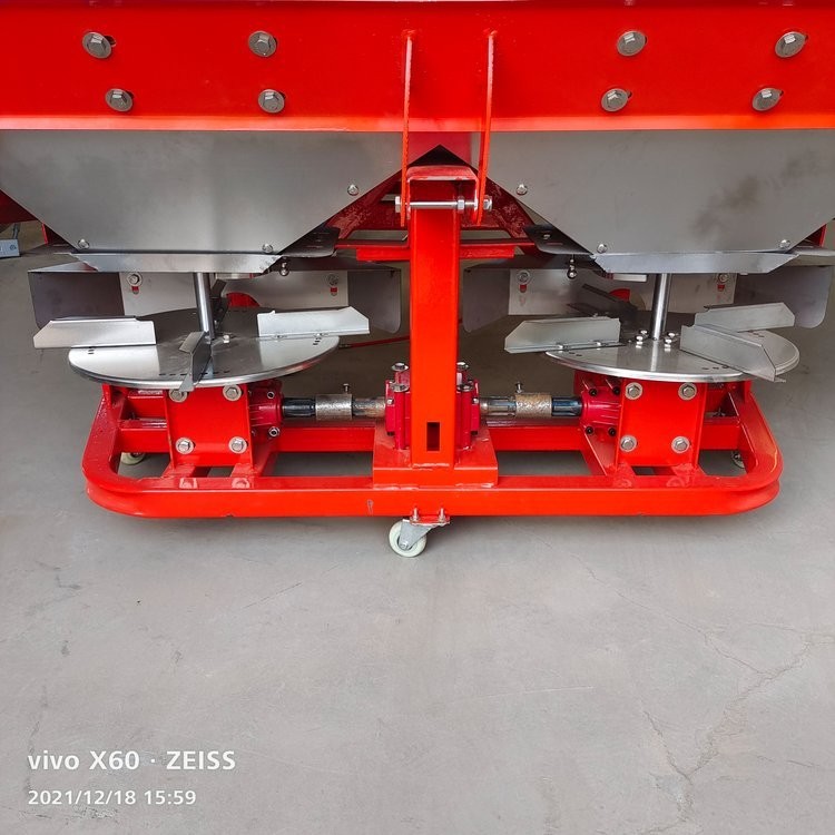 1000升撒肥机化肥颗粒肥撒肥机图4