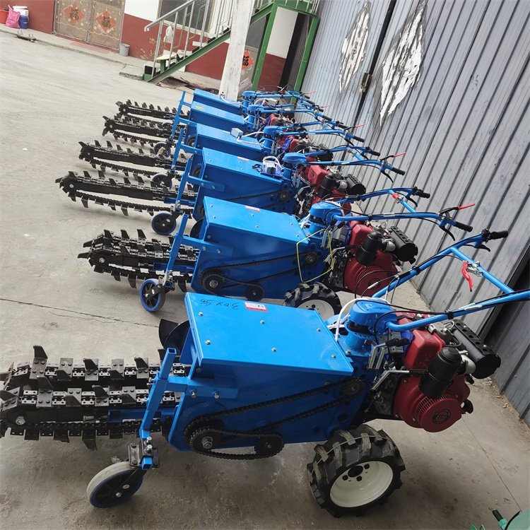 自来水管道链条式开沟机 诚誉 液压开槽机 种植山药挖槽机图5