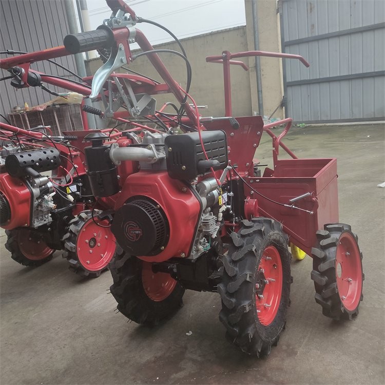 志勋 小型自走式收获机 山地单垄收苞米机 乘坐式电启动玉米收割机图5