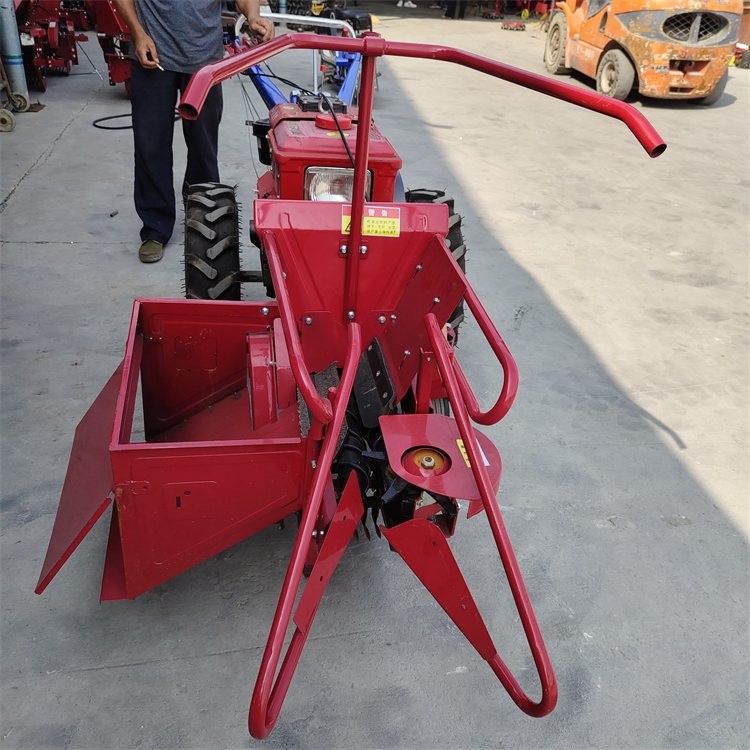 志勋 小型自走式收获机 山地单垄收苞米机 乘坐式电启动玉米收割机图2