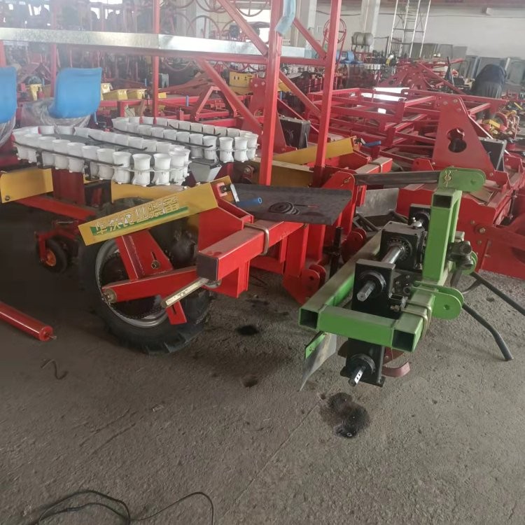 地轮无动力输出移栽机 秧苗移栽种植 森盈 运行稳定图4