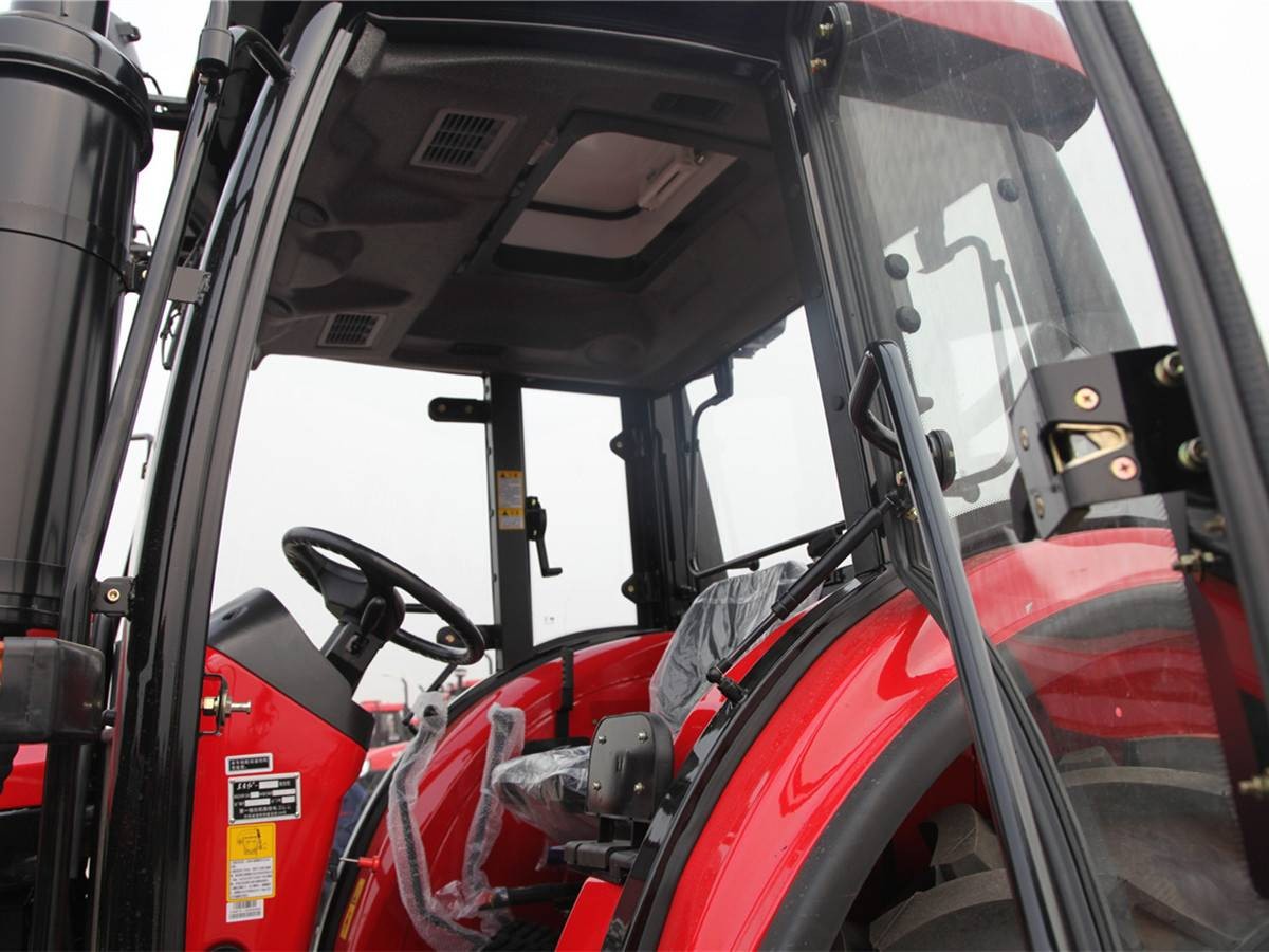 东方红LX904轮式拖拉机图4