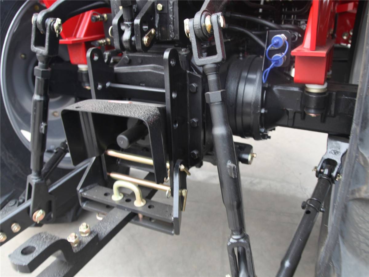 东方红LX904轮式拖拉机图5