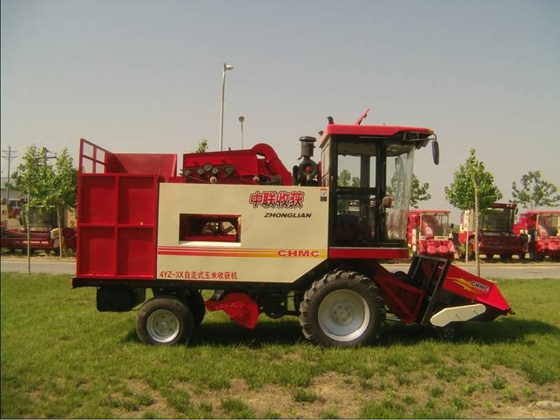 中联收获4YZ-3B自走式玉米联合收获机图3