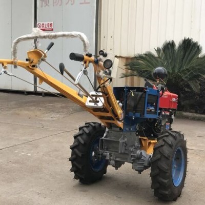 手扶拖拉机