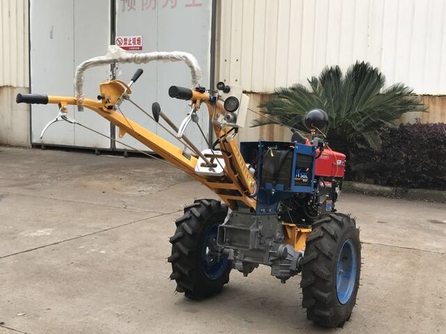 手扶拖拉机图4