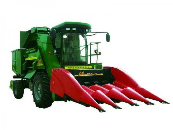 东风4YZ-4(DF4160)自走式玉米收获机图2