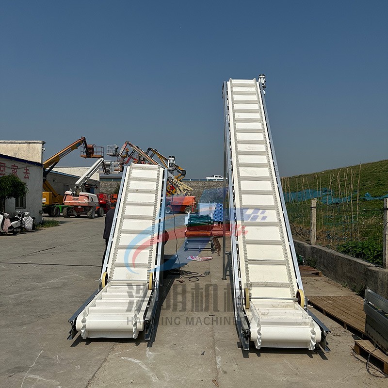 白色PVC裙边皮带输送机带隔板颗粒粉末提升输送机水平倾斜上料机图2