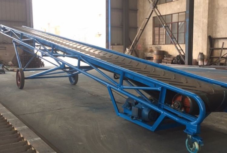 正鑫厂家定制皮带输送机 升降带式上料机 爬坡输送带 粮食装车