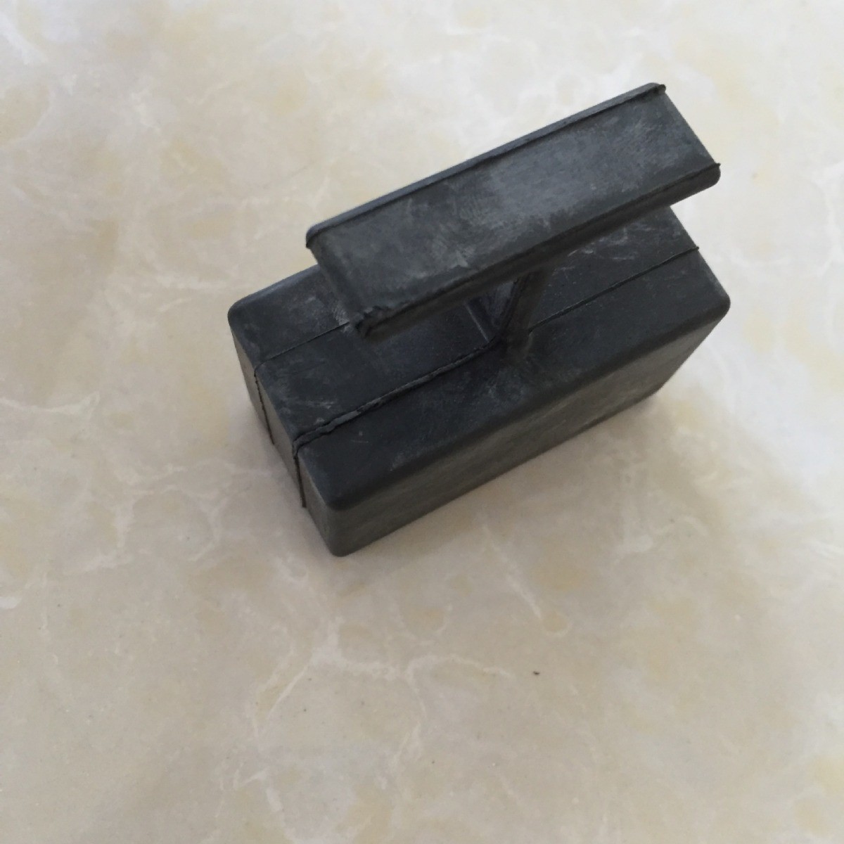 舷外机40P侧减震块14019,84克，单价每个7.7元，批发有优惠图3