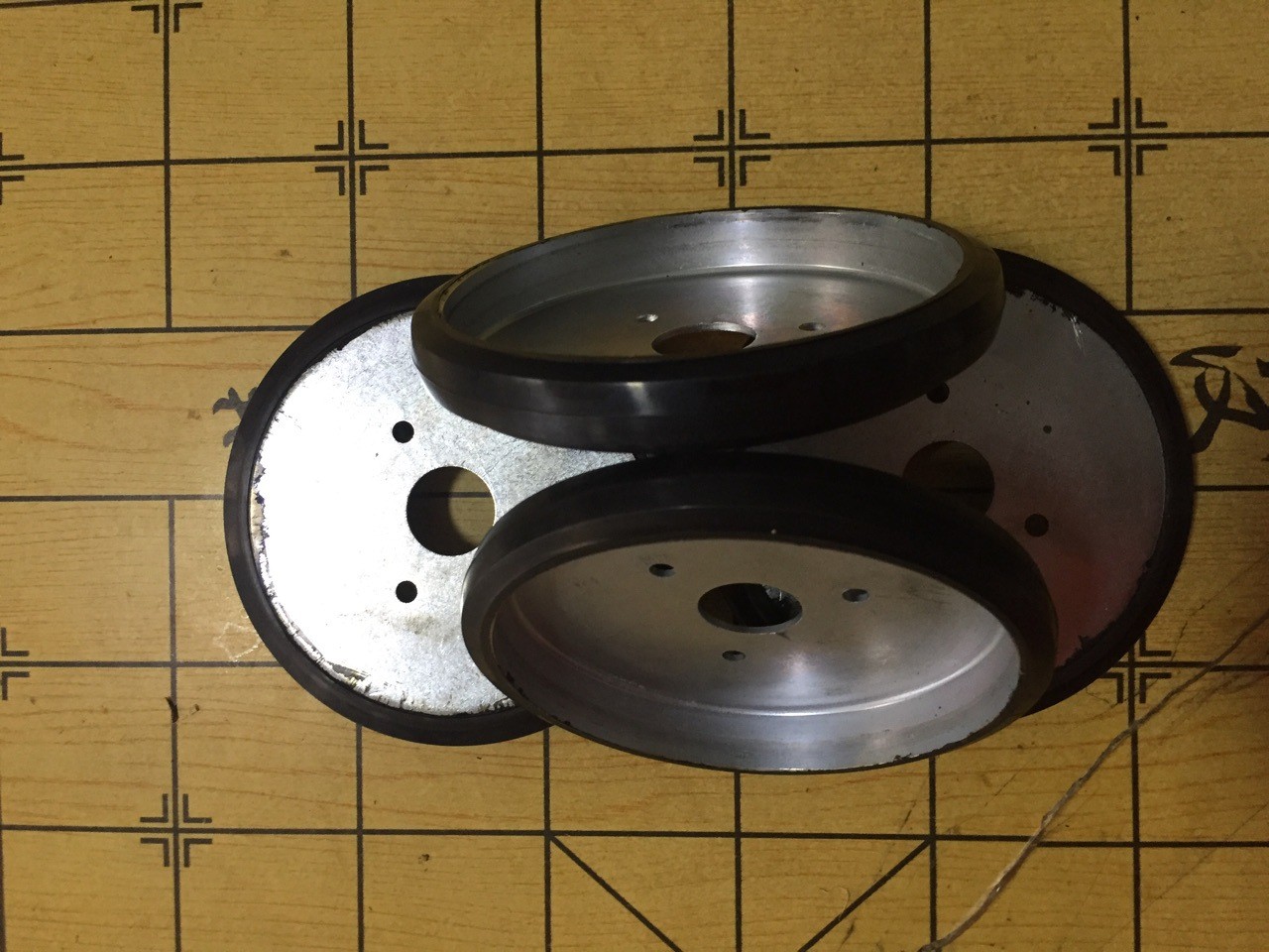 加工扫雪机橡胶超耐磨摩擦轮图4