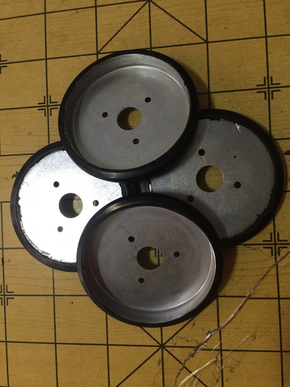 加工扫雪机橡胶超耐磨摩擦轮图2