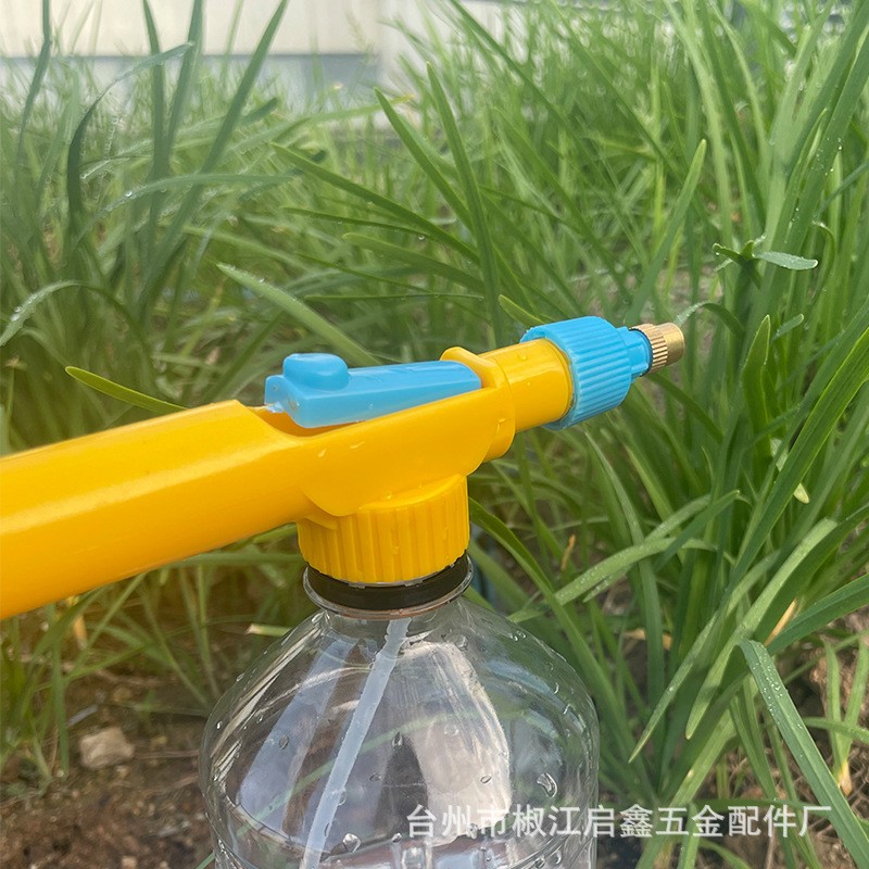 可乐饮料瓶拉杆喷枪往复式抽拉喷雾器简易喷头接口喷水壶厂家直销图3