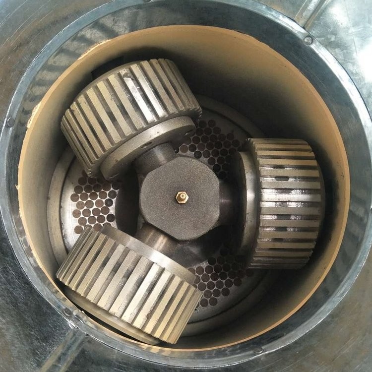 260型两相电家用饲料制粒机 平模挤压颗粒机 草料精料混合机图2