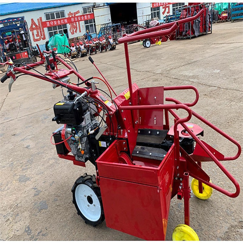 单行玉米收获机带粉碎秸秆功能 小型大马力柴油收苞米机器图4