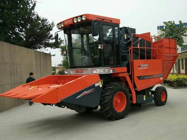 双箭王4YZB-4自走式玉米收获机图3