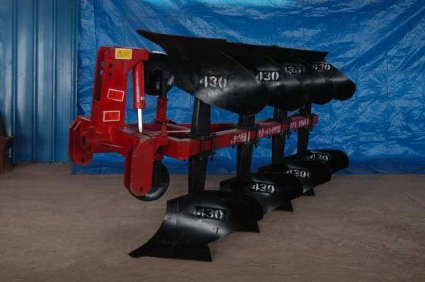 1LF-430 液压翻转双向犁图3