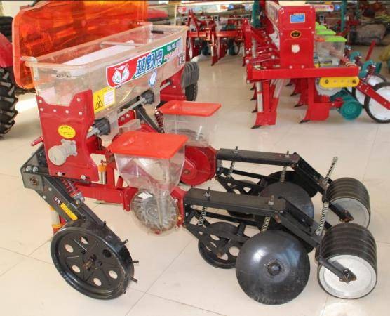 越野2BYDB-2东北型精两播种机图5