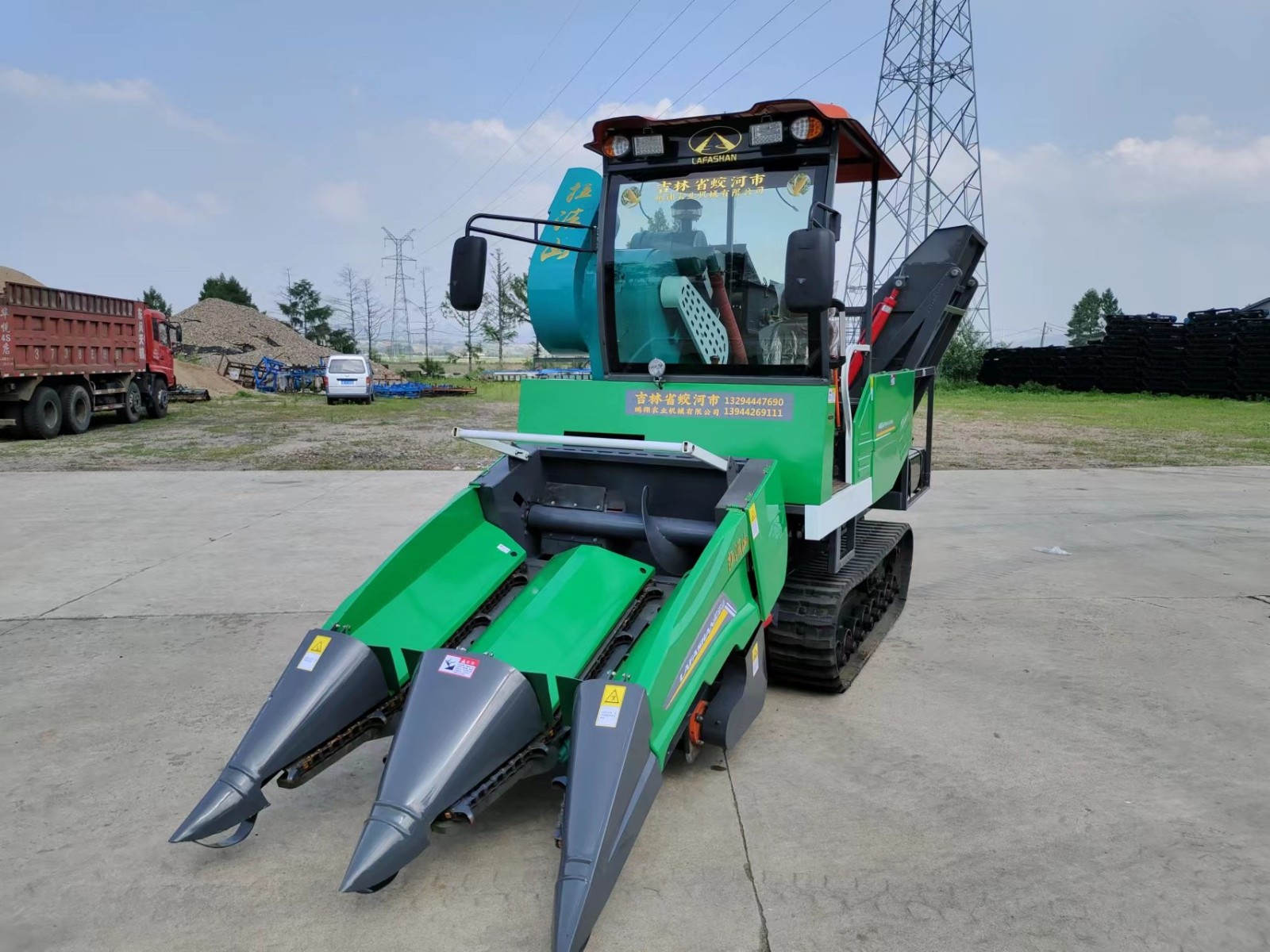 拉法山牌4YZPL-2履带式玉米收获机图4