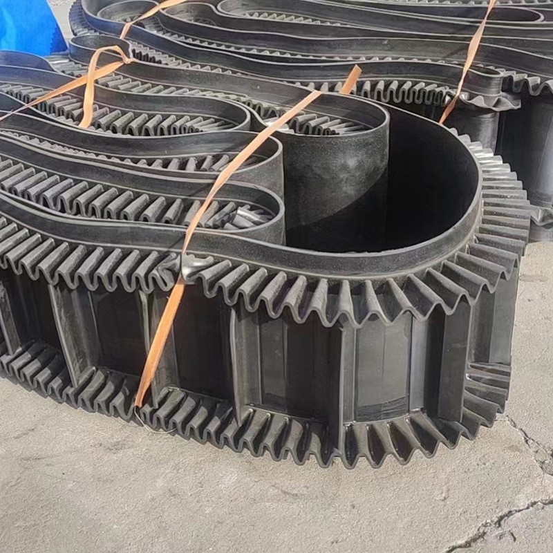 大倾角挡边防滑皮带隔板裙边尼龙输送带计量电子秤工业提升传送带图2