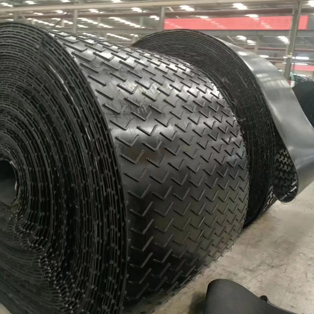 人字尼龙输送带上凸爬坡输送带 搅拌站粮机专用输送带 花纹输送带图2