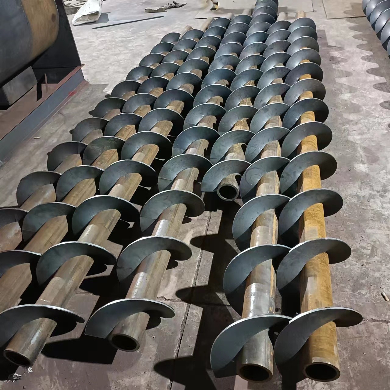 U型螺旋输送机 污泥无轴绞龙输送设备 单管式输送器规格齐全图4