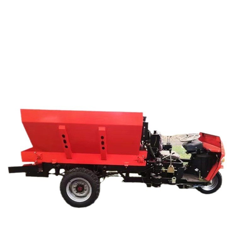 拖拉机牵引肥料撒粪车有机肥料搅龙撒粪机3立方大棚施肥车图4