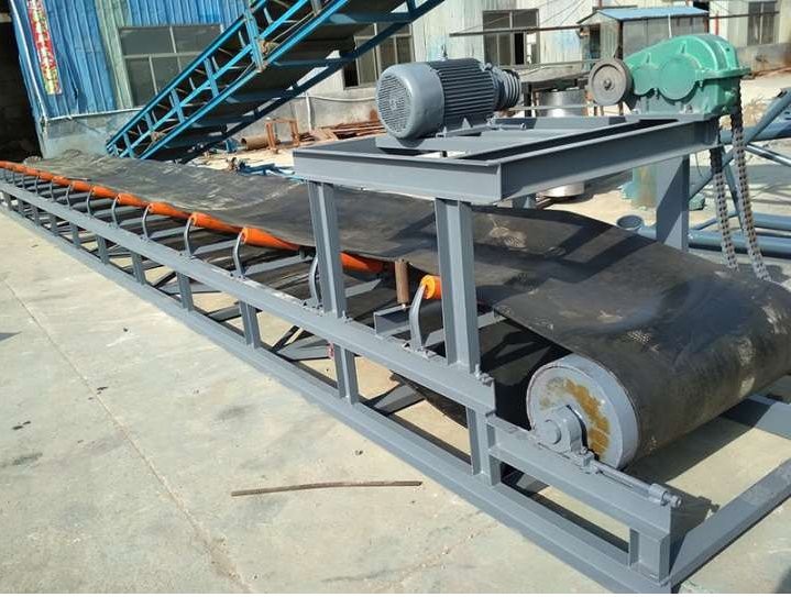 100方煤粉煤块装车用固定式输送 带式送料输送机 耐用坚固图4