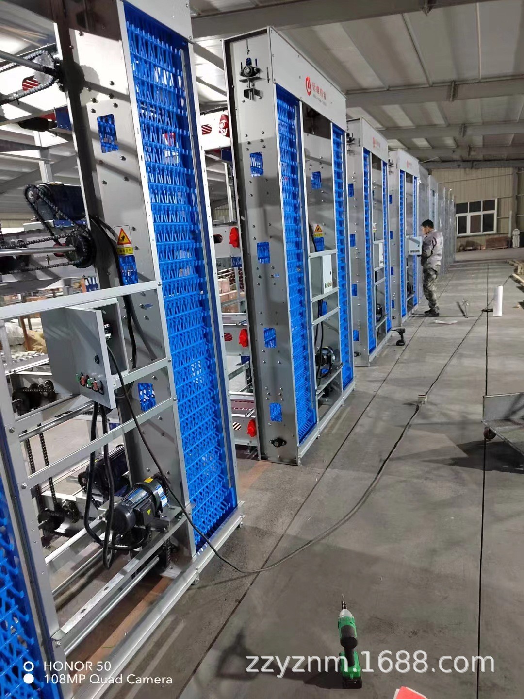 H型蛋鸭笼养殖设备 全自动捡蛋养鸡场新疆石河子四层叠立体蛋鸡笼图5