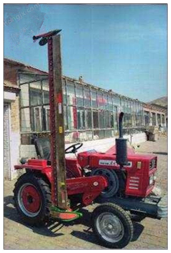 正镶白旗戴伟9GWD-1.8中悬挂式割草机