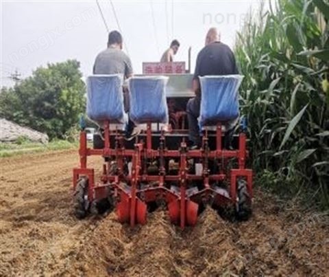 新型药材移栽机图4