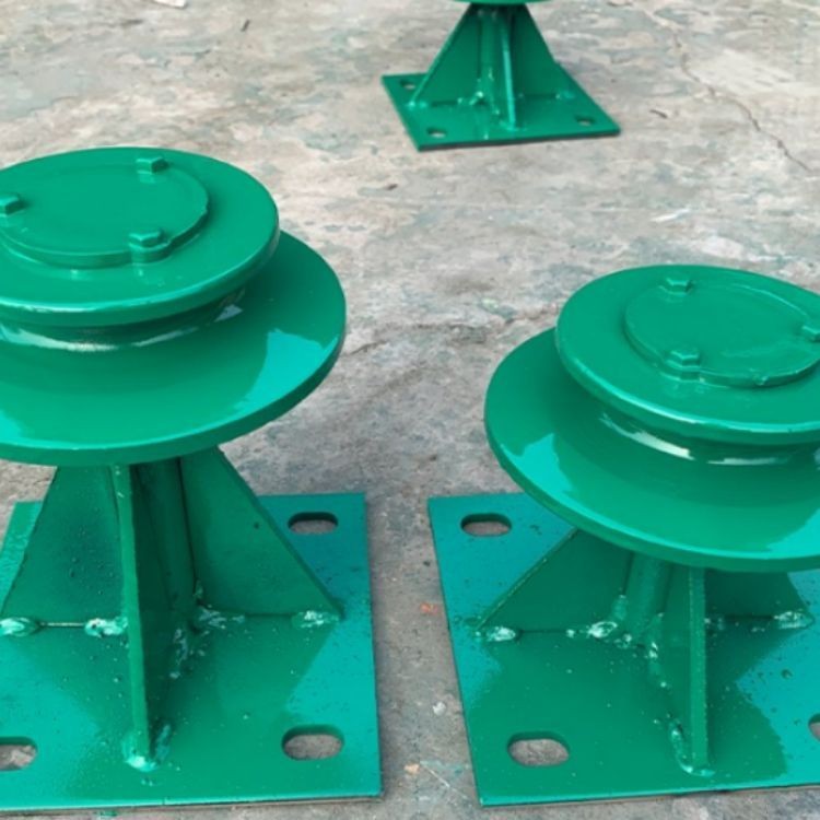 高端猪舍刮粪机不锈钢刮粪板 钢丝绳 球墨铸铁转角轮齐全图5